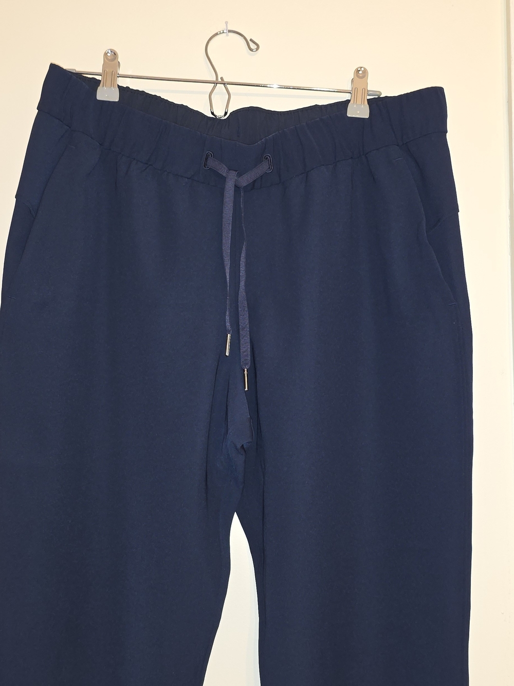 Lululemon ON THE FLY Navy Drawstring Jogger Pants Like New Sz 12